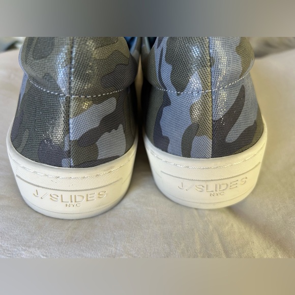 NWOT Anthropologie J/SLIDES Women's Green and Gray Camouflage Shoes. Size 10 - Picture 8 of 10